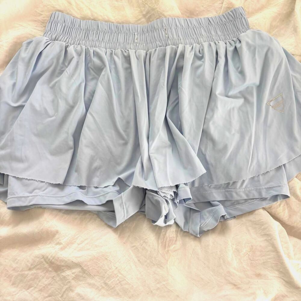AMAZON Flowy Tiktok Athletic Medium Women's Light Blue Shorts Exclusive Color